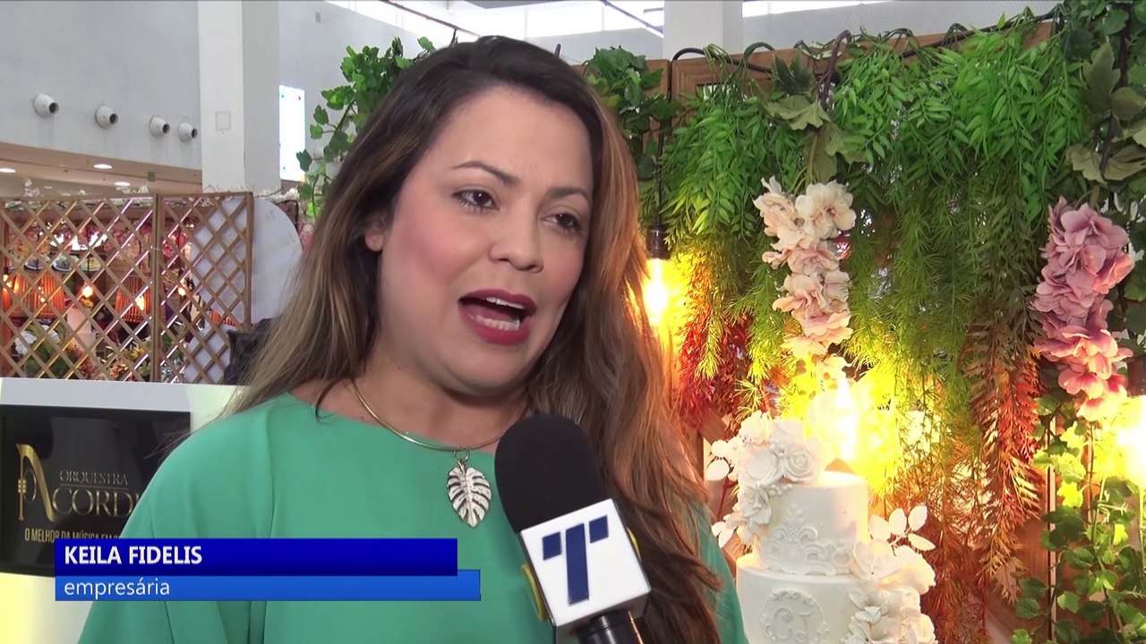 Paulista sedia feira para ajudar as noivas