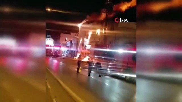 Un incendie s'est déclaré dans une usine de portes en bois à Bursa