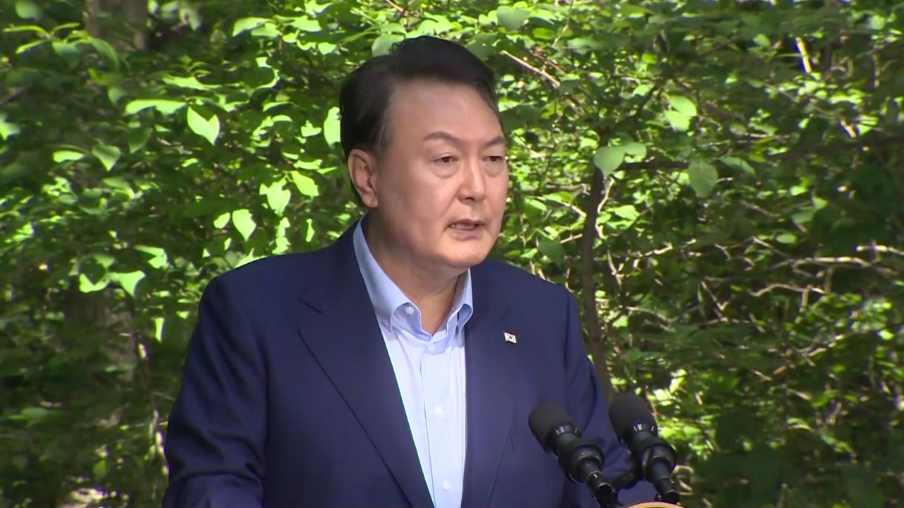 尹 "日 오염수, 과학 기반 투명한 과정으로 처리돼야" / YTN