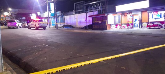 tn7-Hombre es asesinado de un disparo en la cabeza en parque de Coronado-180823