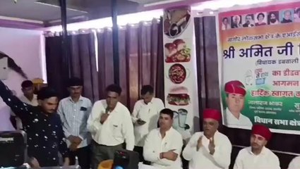नागौर: कांग्रेस की गुटबाजी आई सामने, पर्यवेक्षक के सामने ही भीड़ पड़े नेता, देखें वीडियो
