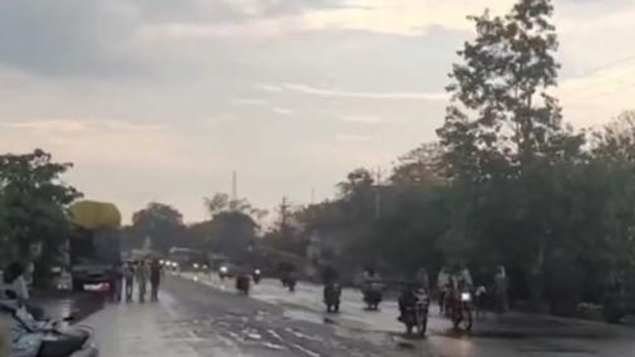 खंडवा: मौसम में फिर दिखा बदलाव, झमाझम बारिश से किसानों के खिले चेहरे