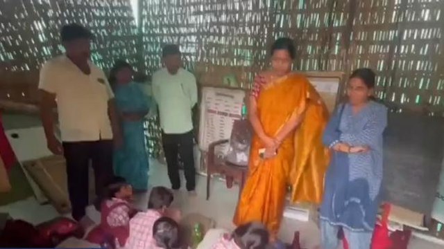 ఆదిలాబాద్: రేకుల షెడ్‌లో ప్రభుత్వ పాఠశాల విద్యార్థులకు బోధన