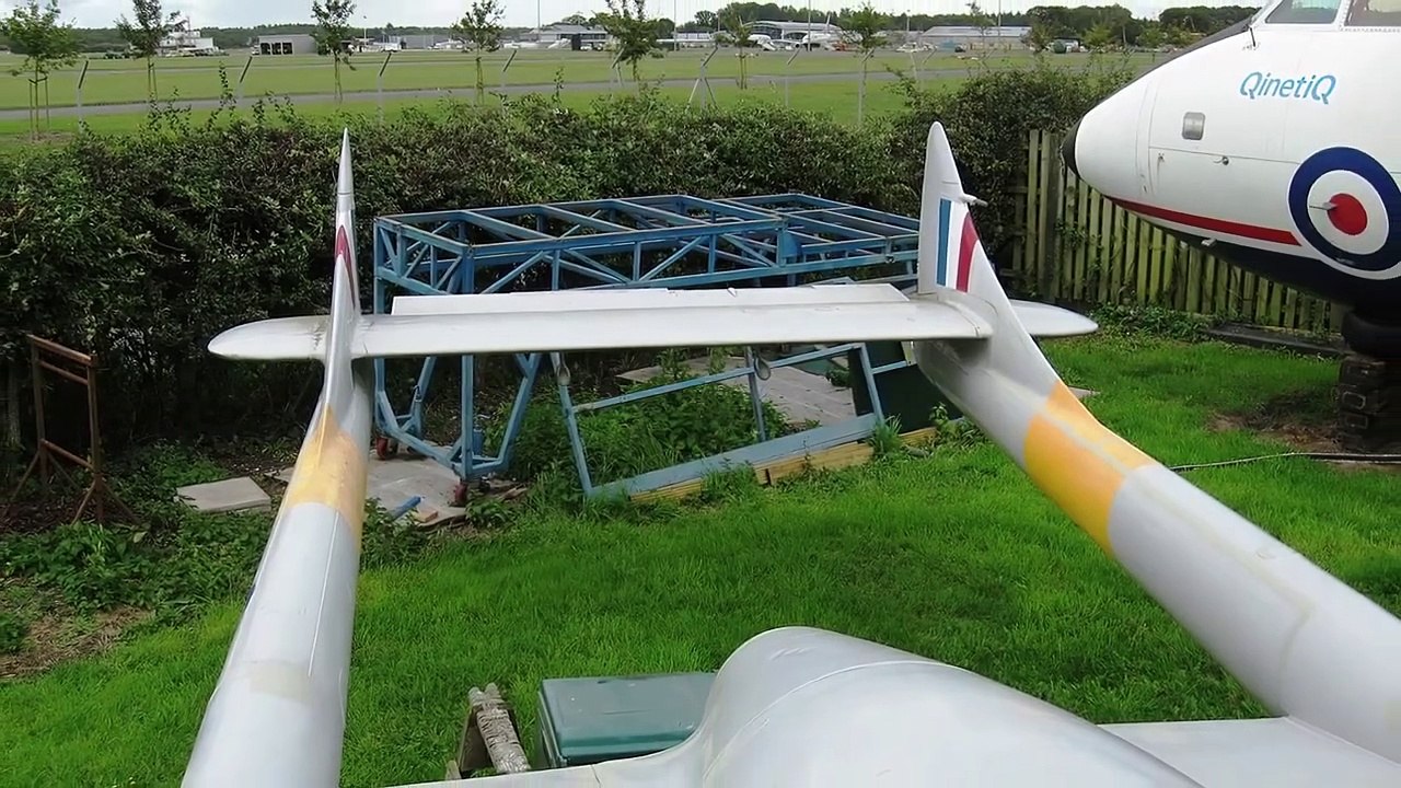 De Havilland Vampire T.11 - aircraft - HD