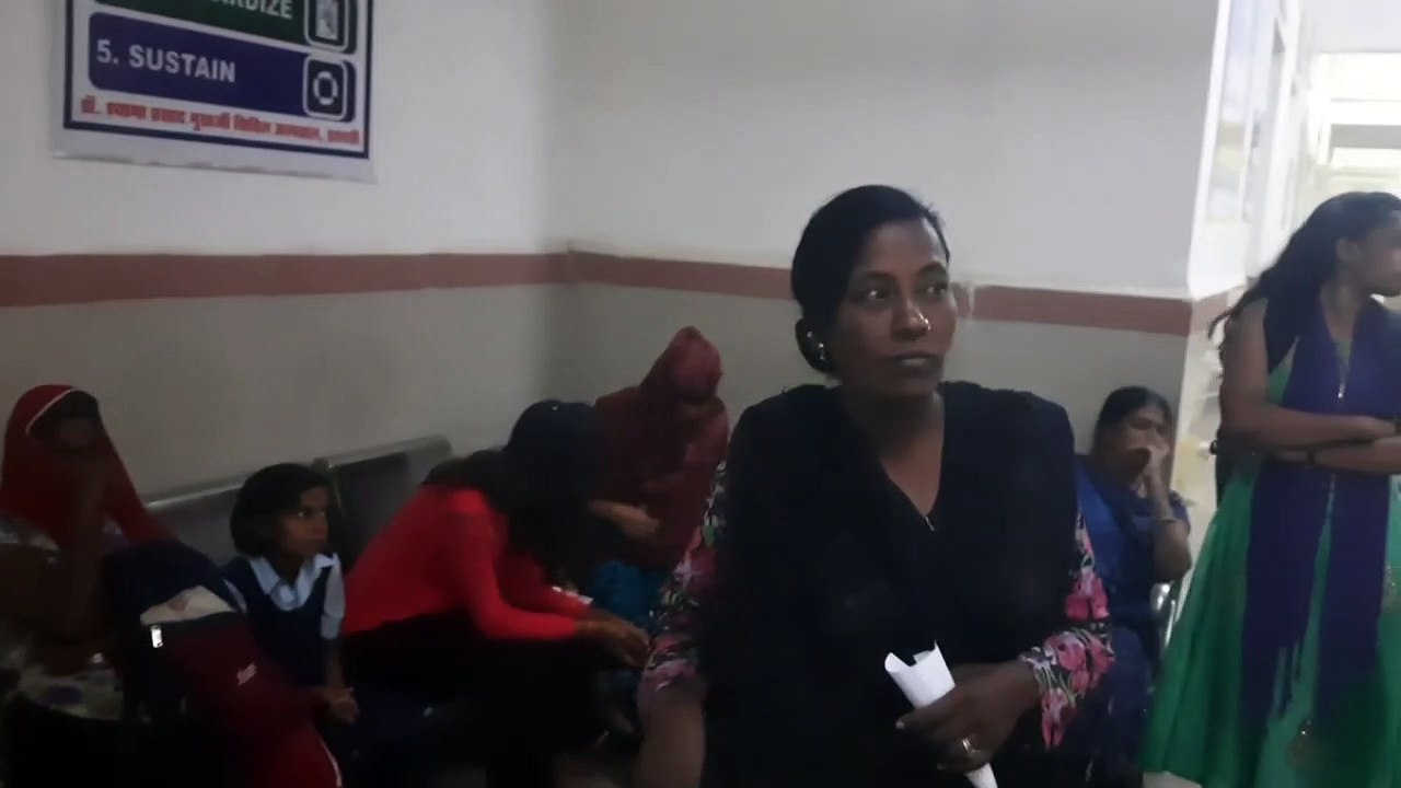इटारसी -  मुखर्जी अस्पताल में ओपीडी से ड्यूटी ड...