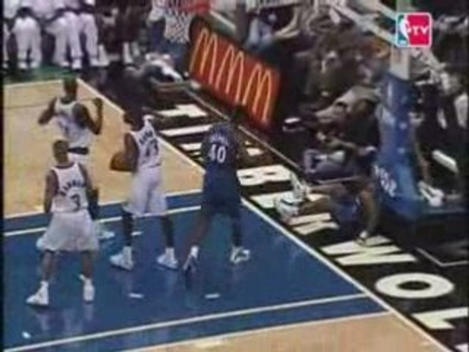 Chris Webber when he played in Washington Nov.13,1997