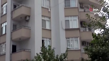 Vers le matin, la maison était couverte de sang ! Il a tué sa femme et son fils, lui-même a été grièvement blessé