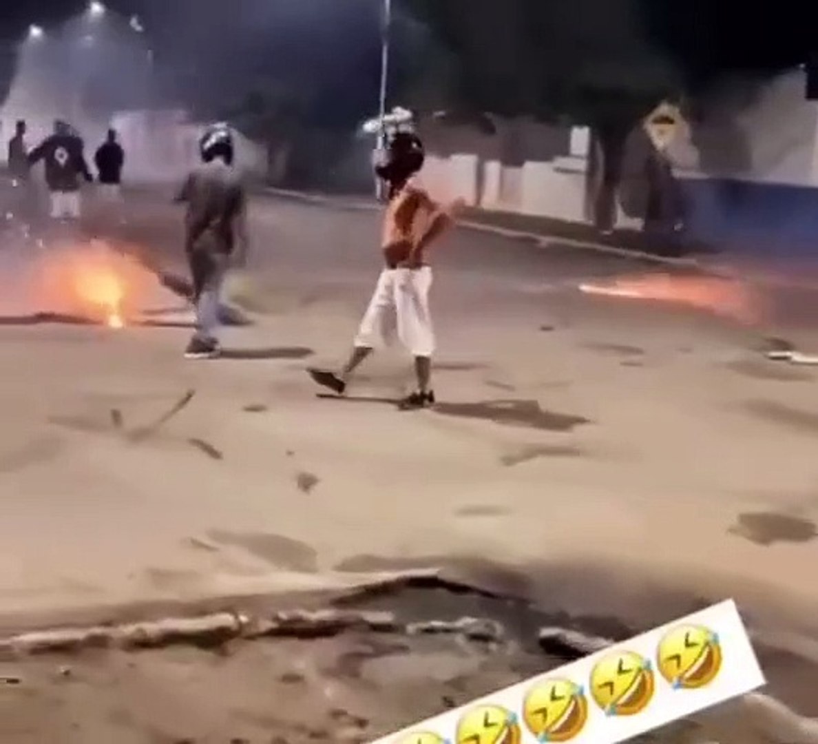 ⁣Entertainment