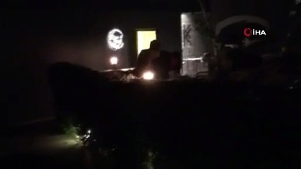 İzmir Çeşme'de eğlence mekanında silahlı kavga!