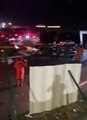 Carro capota e deixa três feridos em estacionamento de shopping em Maceió