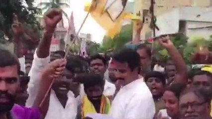 పశ్చిమ గోదావరి: టీడీపీ నేతల ఘన విజయం... సంబరాల్లో శ్రేణులు