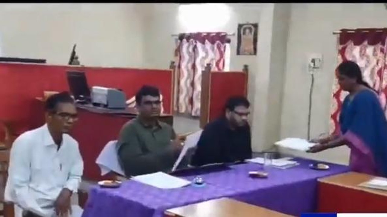 విజయనగరం జిల్లా: ‘‘కేసులు ఉన్నాయా?... పరిష్కరించుకోండి’’