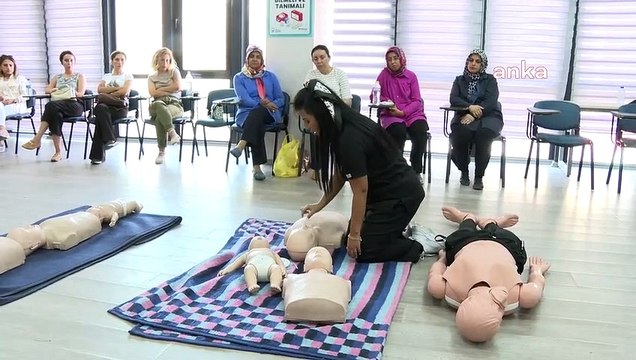 Ankara Büyükşehir Belediyesi Çocuk Etkinlik Merkezleri Personeline İlk Yardım Eğitimi Verdi