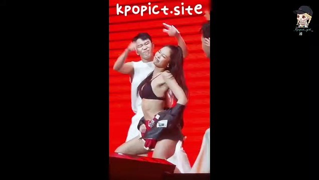 BLACKPINK Jennie Sexy Moment 제니 블랙핑크 섹시한
