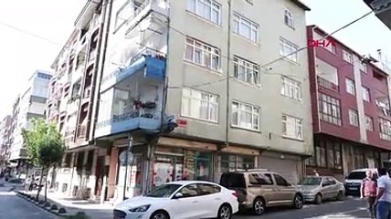 Balkona çıkan kadından yardım çığlığı: Beni kurtarın!