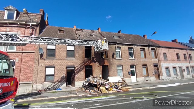Incendie à Chercq : une habitation ravagée par les flammes