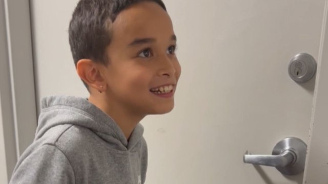 Loving siblings reunite after a month of missing each other *Heartwarming Reunion*