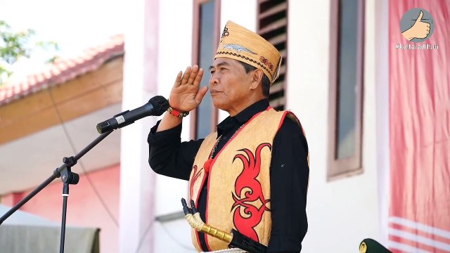 Sepatu Terlepas, Paskibraka Tetap Melanjutkan Upacara kemerdekaan Republik Indonesia ke 78 di Perbatasan Indonesia-Malaysia