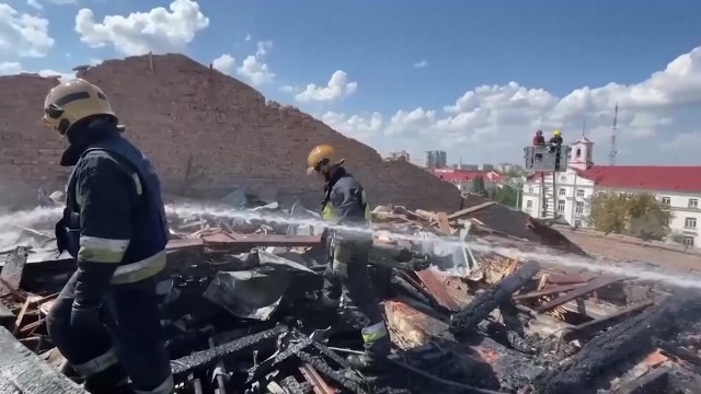 러시아, 주말 우크라 북부 도시 공습...7명 사망·110명 부상 / YTN