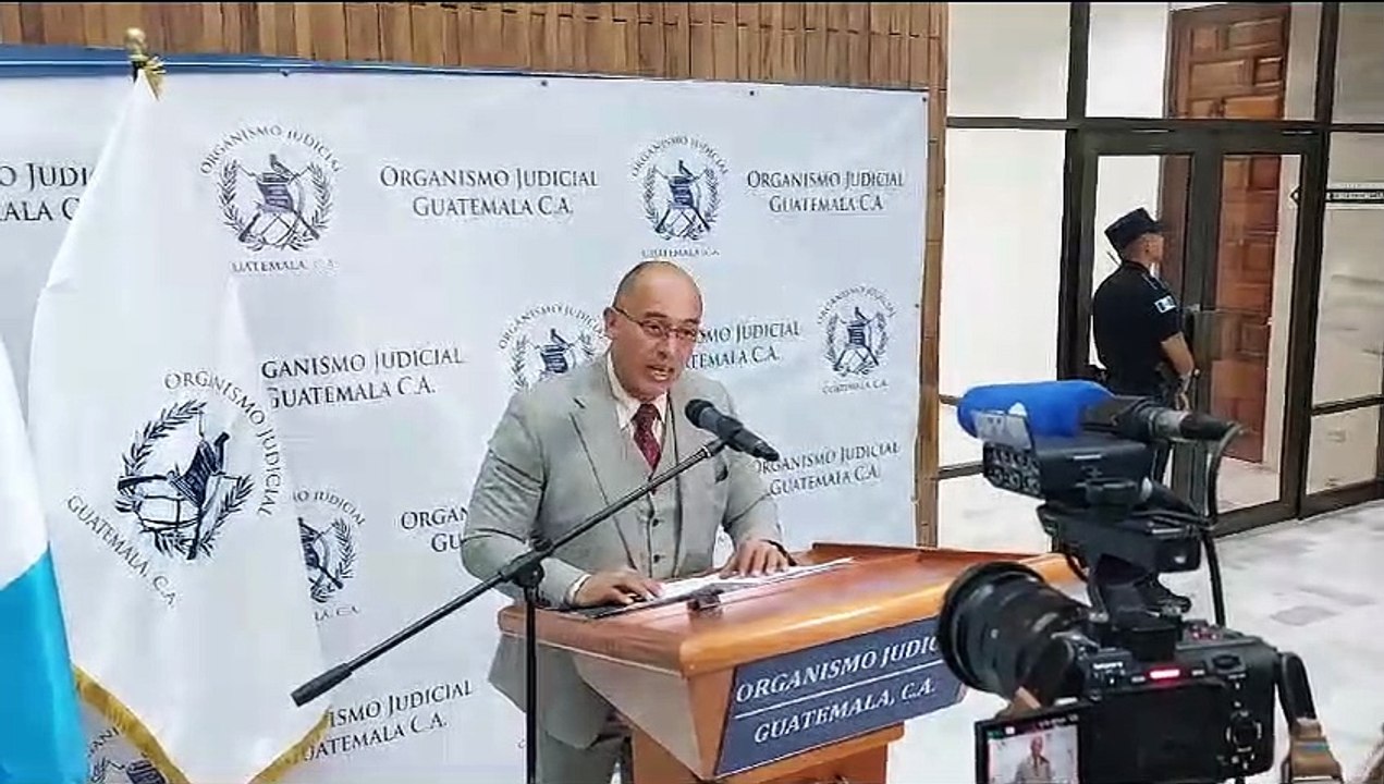 CSJ otorga amparo provisional a favor del partido UNE