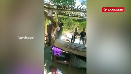 குடும்பதாரின் முன்னிலையில் அடித்து உடைக்கப்பட்ட வீடு! அதிச்சியளிக்கும் காணொளி