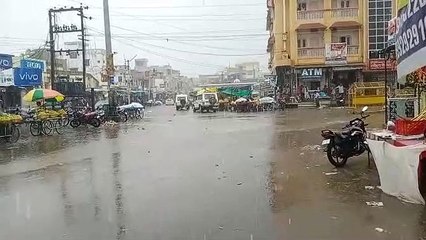 प्रतापगढ़ में पौने तीन इंच बारिश