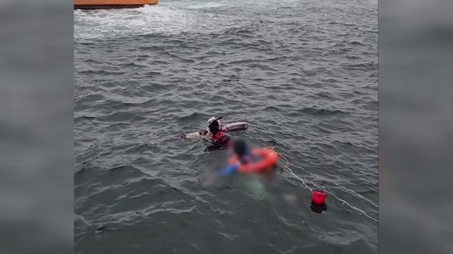 포항서 낚시하던 중 바다에 빠진 50대 구조 / YTN