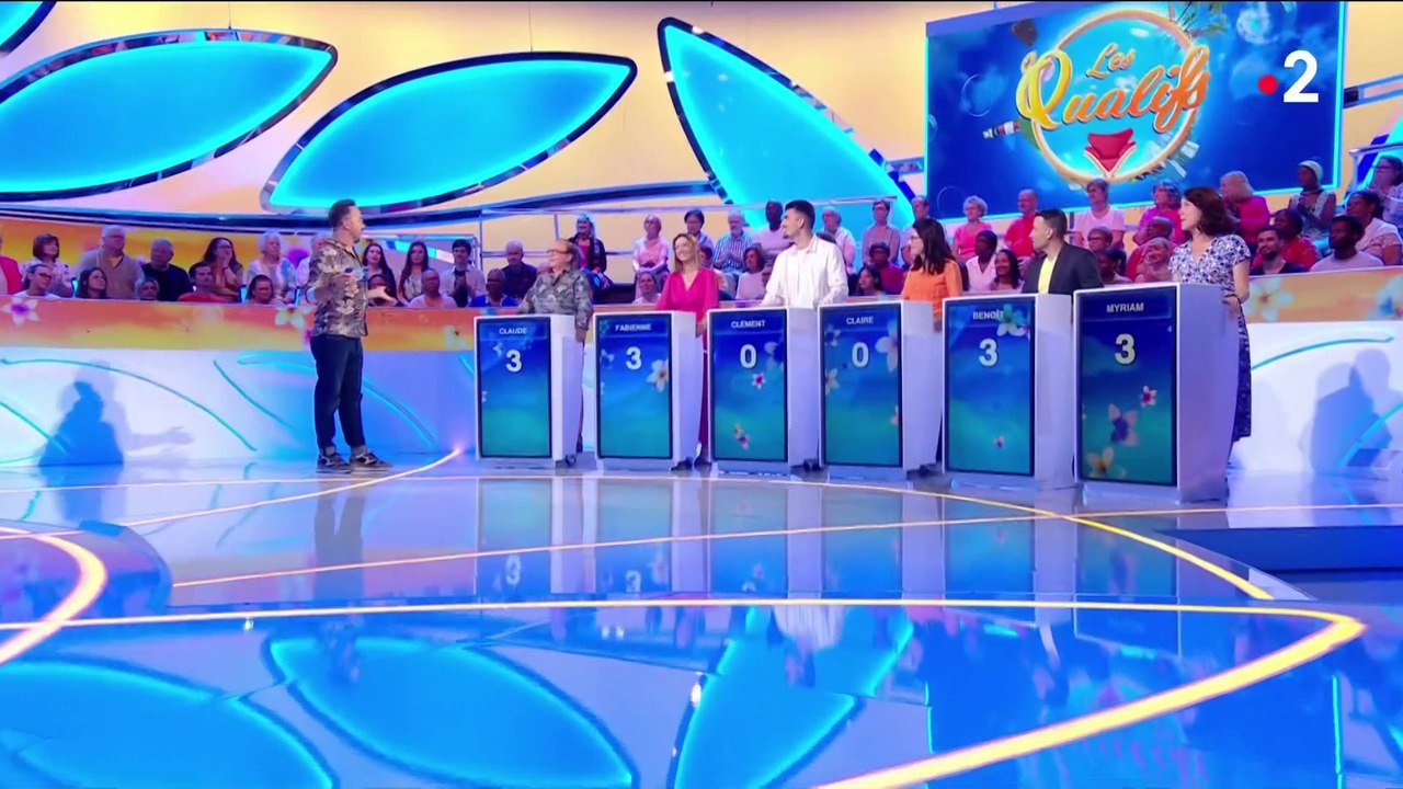 FEMME ACTUELLE - Jarry, abasourdi : un candidat de “Tout le monde veut prendre sa place” est le frère d’un chanteur très connu