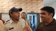 बुरहानपुर: पुलिस ने उत्पाद मचा रहे दो बदमाशों को किया गिरफ्तार, लोगों ने किया सम्मान