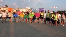Burhaniye'de Aktif Yurttaş İnsiyatifi Derneği ve Burçep Plaj Temizliği Yaptı