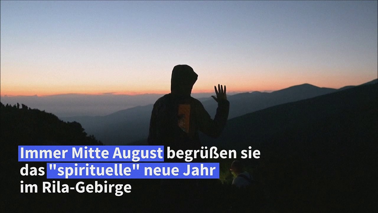 Bulgarien: Kreistanz spiritueller Pilger in den Bergen