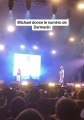 Michael Youn balance le numéro de portable de Gérald Darmanin en direct lors d'un concert de Fatal Bazooka
