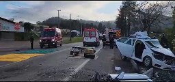 Duas pessoas do mesmo carro morrem após acidente em rodovia de SC