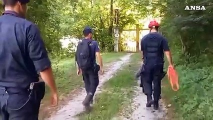 Uccide padre e amico, trovato nel bosco vicino a una chiesetta