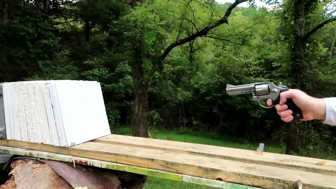 .357 mag vs .44 mag - Drywall Test