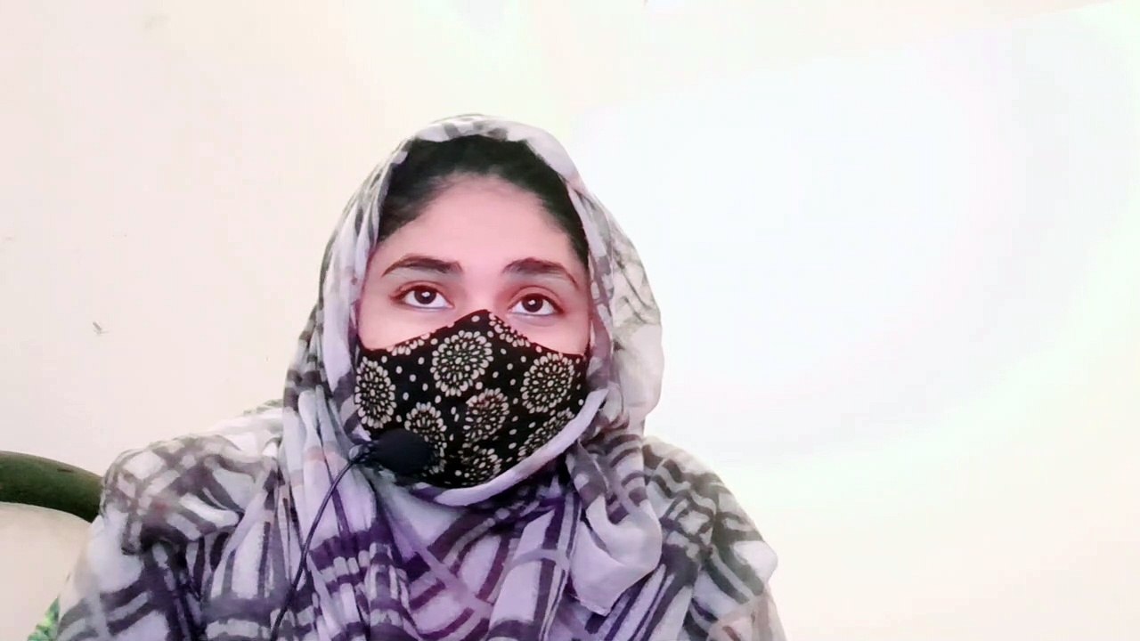 instagram model lamp post | instagram model hits pole - video Dailymotion