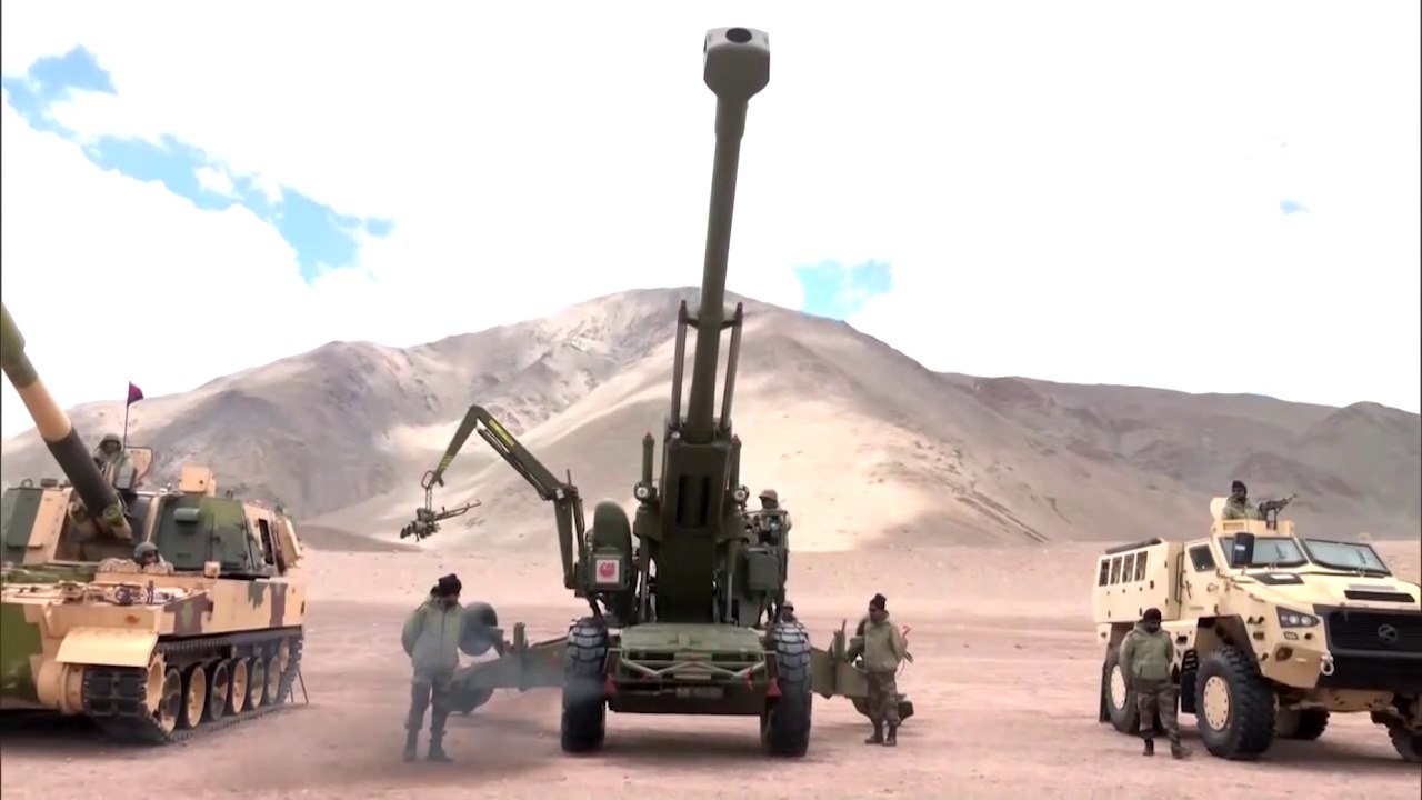 Indian Army Tanks & BMPS in Action in Easter Ladakh I Indus River