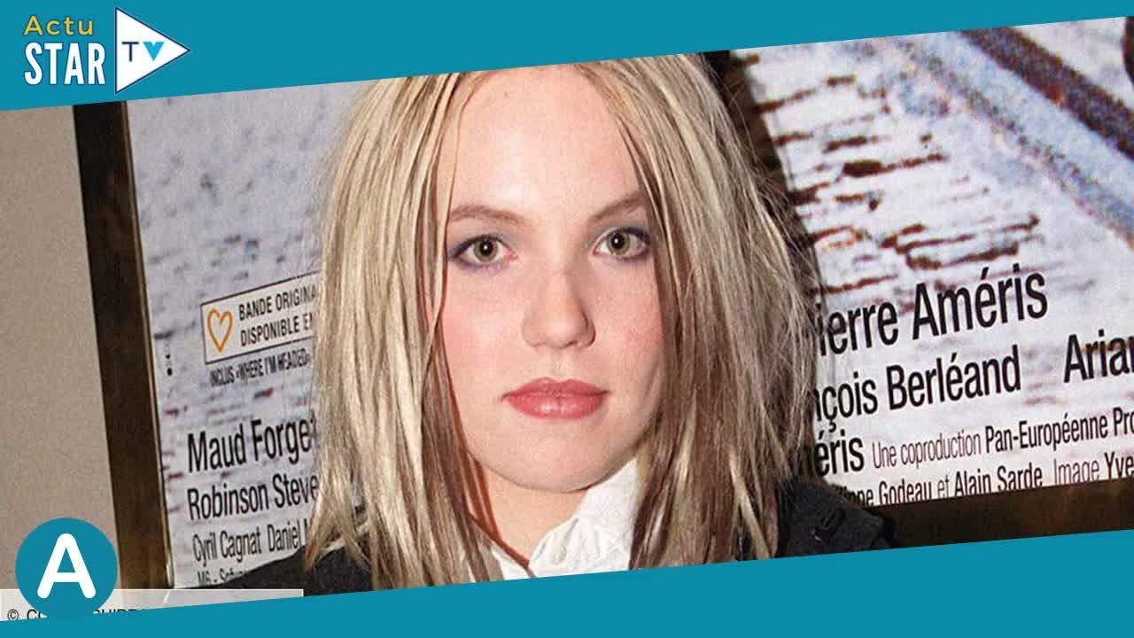 Lene Marlin  que devient l'interprète du titre Sitting Down Here