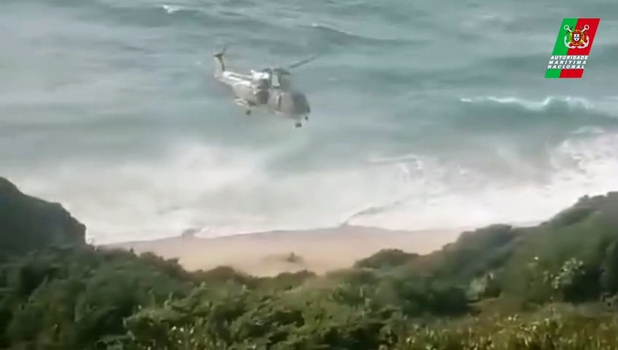 Resgate na Praia da Ursa