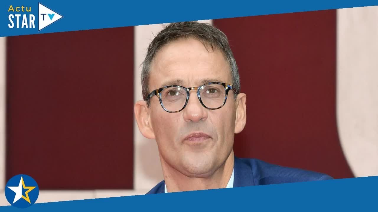 Qu’on arrête de nous prendre pour des imbéciles !  Julien Courbet pousse un gros coup de gueule c