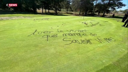 Convoi de l'eau : la pelouse d'un golf dégradée par des participants