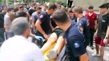 Antalya'da motosikletli genç otomobile çarptı