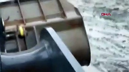 Hilary Kasırgası, Kaliforniya’da etkisini göstermeye başladı