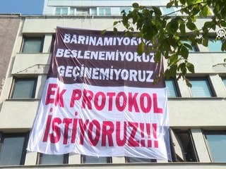 Kadıköy Belediyesi işçileri maaşlarda iyileştirme talebiyle iş bıraktı