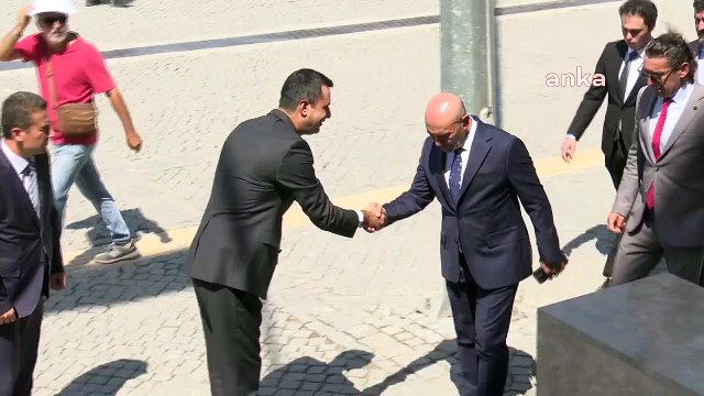 İzmir Büyükşehir Belediye Başkanı Tunç Soyer, İzmir Valisi Süleyman Elban'ı ziyaret etti