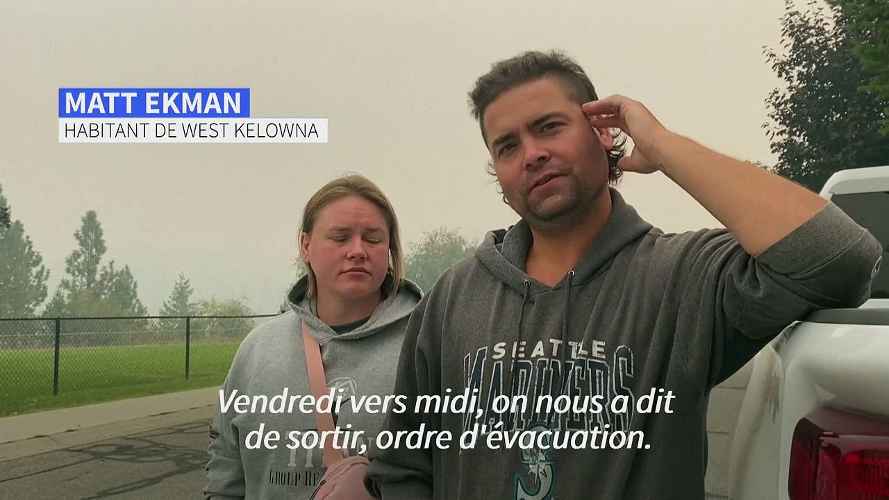 Des habitants évacués dans le sud-ouest du Canada inquiets face à l'avancée du feu