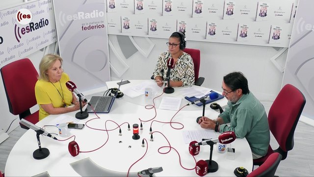 Crónica Rosa: La reina Letizia y la infanta Sofía se suman a la celebración de las Campeonas