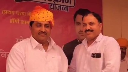 पोकरणः कैबिनेट मंत्री सालेह मोहम्मद का दौरा, सरकारी योजनाओं का ग्रामीणों को दिया लाभ