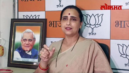 मंत्र्यांकडून महिलांबाबत आक्षेपार्ह वक्तव्य, चित्रा वाघ यांची सारवासारव.