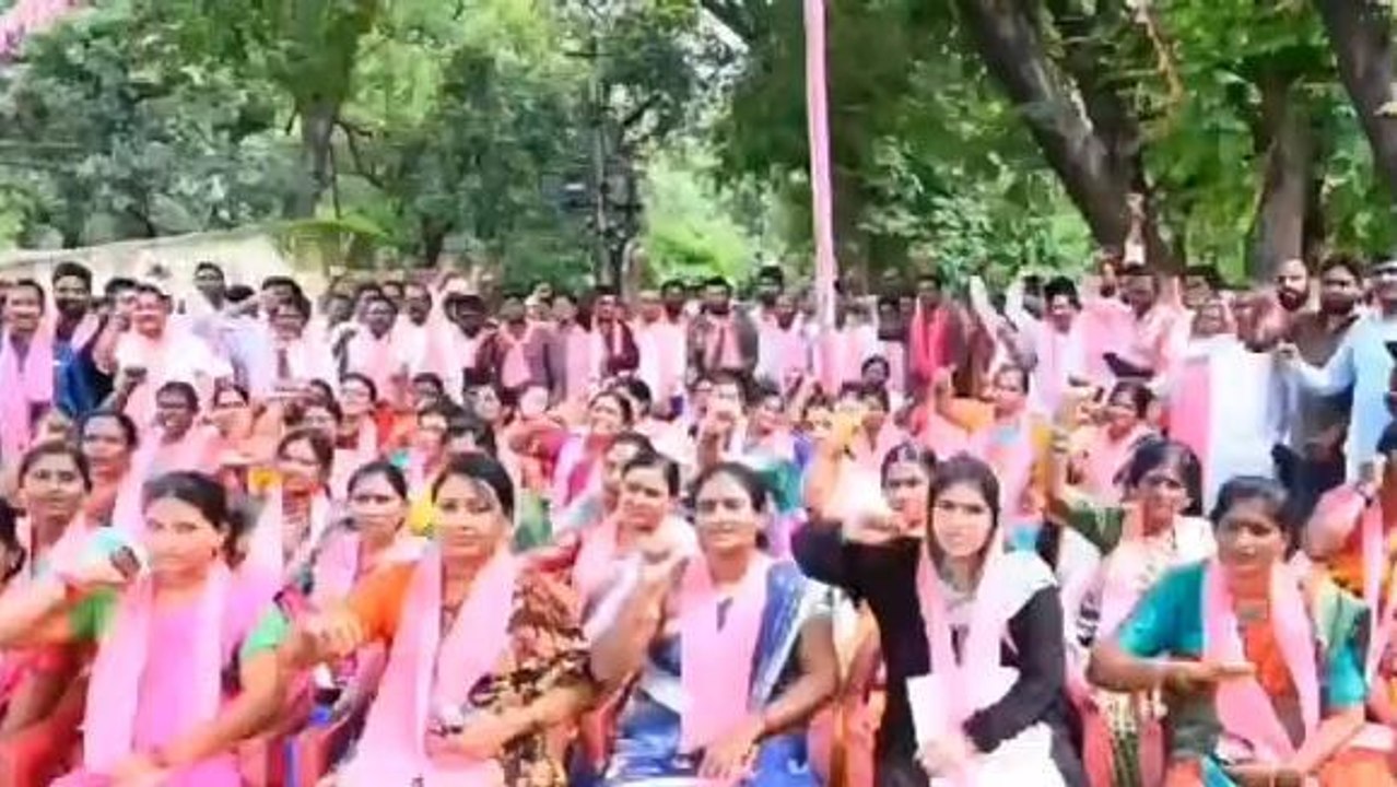 చెన్నూర్: నియోజకవర్గంలో అంబరాన్నంటిన సంబరాలు
